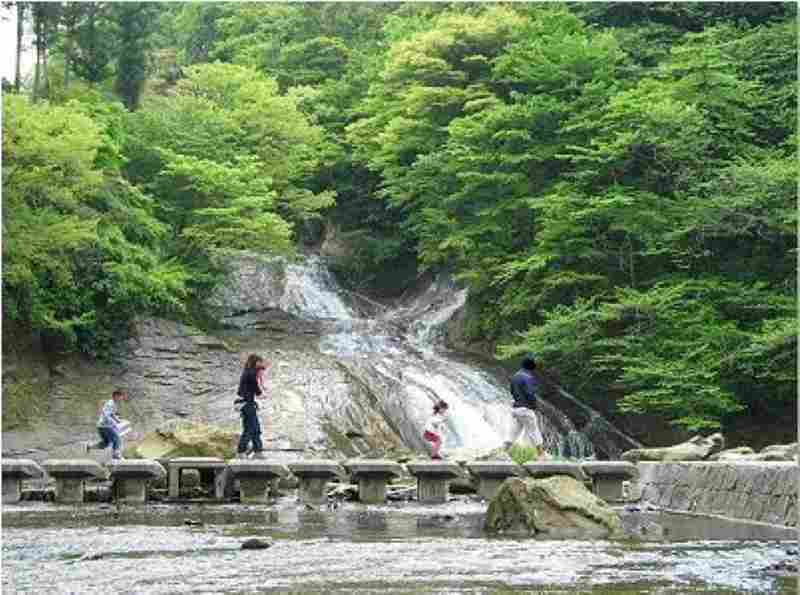 栗又の滝　ⓒ千葉県夷隅郡大多喜町