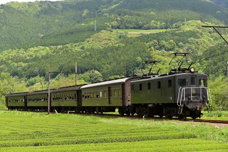 電気機関車 E10形　ⓒ大井川鐵道株式会社