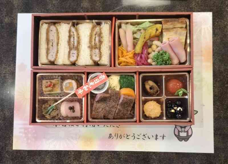 DL大樹とちぎグルメ号　ふきあげ御前弁当（イメージ）ⓒ東武鉄道株式会社