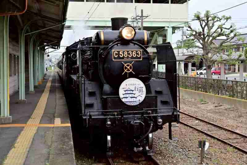 「SL日本遺産のまち行田号　C58 363」行田市駅