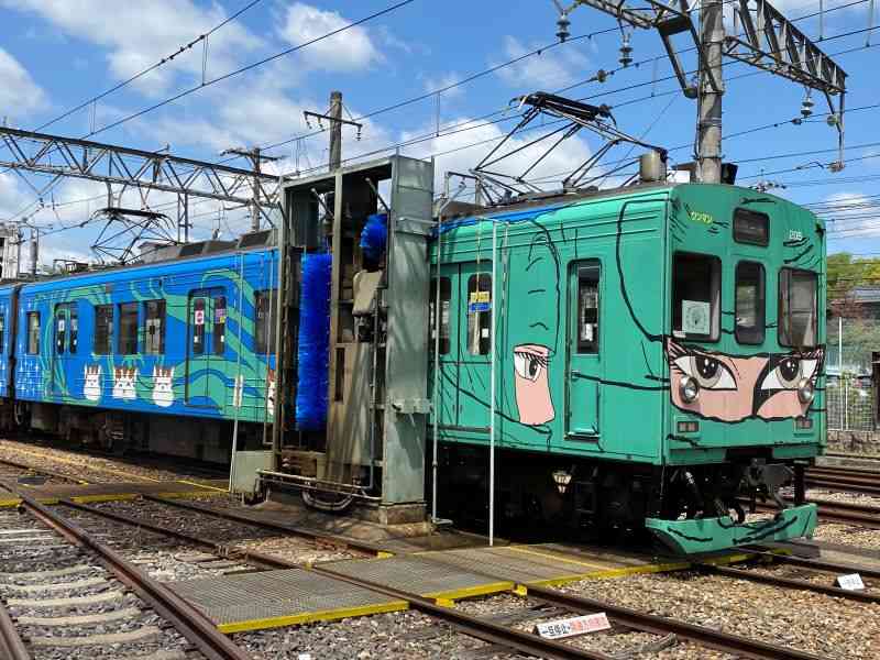 忍者列車の洗車体験　ⓒ松本零士/零時社　ⓒ伊賀鉄道株式会社　