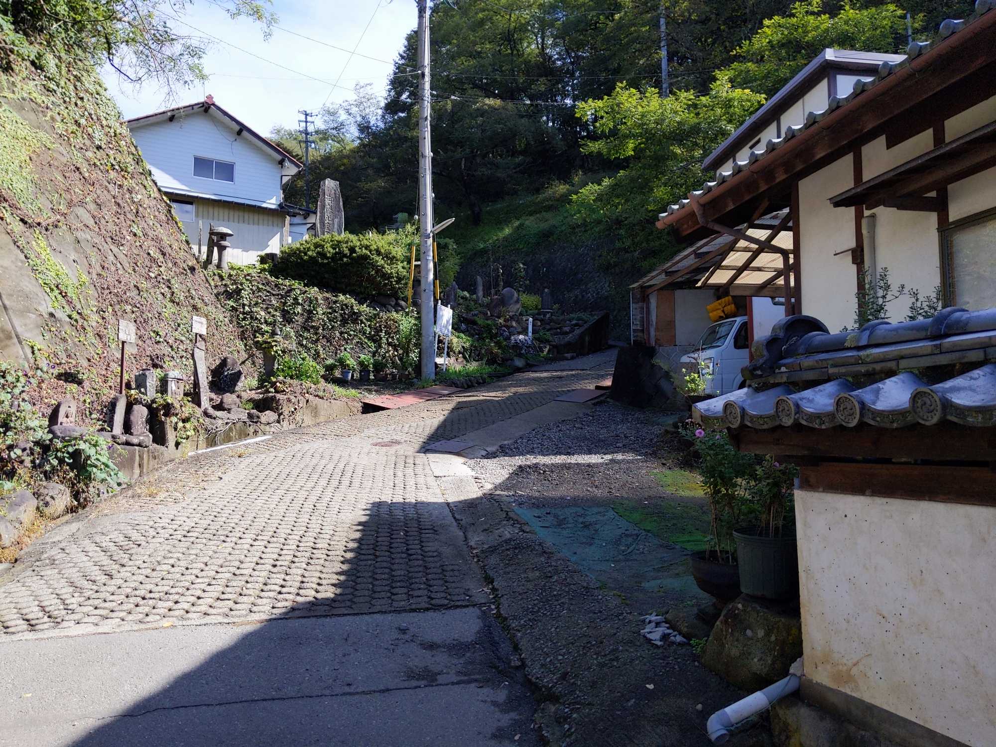 望月宿　長坂大応院
