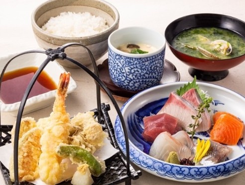 和食御膳のご昼食　※写真はイメージです。