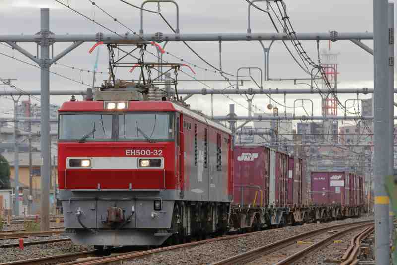 東北貨物線　大宮支線を走る貨物列車（イメージ／当日は同区間をE257系で走ります）